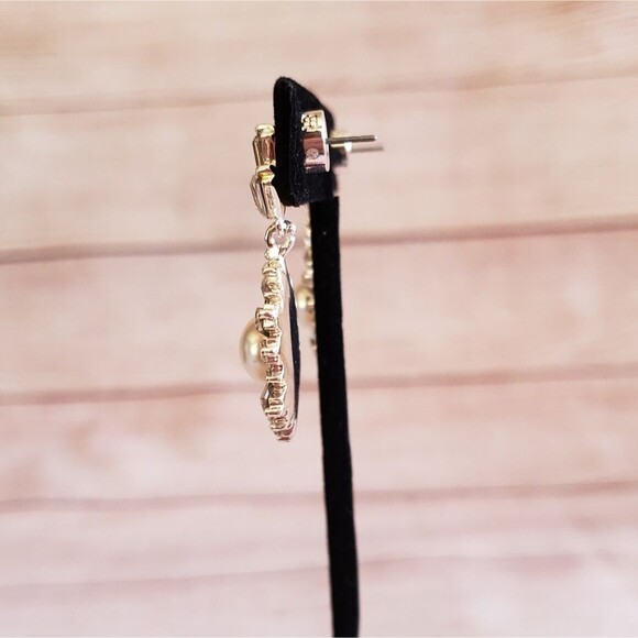 NWT Banana Republic Crystal/Pearl Drop Earrings - Picture 6 of 8